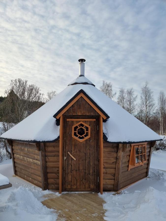 The Friendly Moose Hotel Overtornea Bagian luar foto
