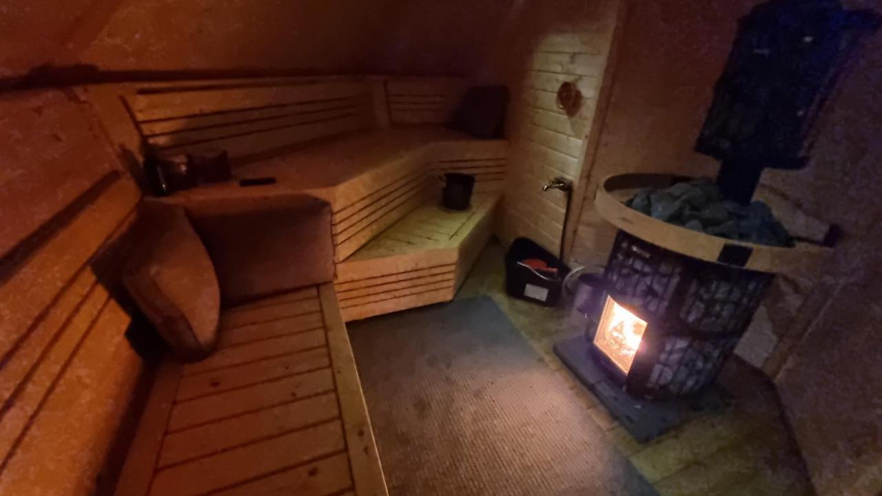 The Friendly Moose Hotel Overtornea Bagian luar foto