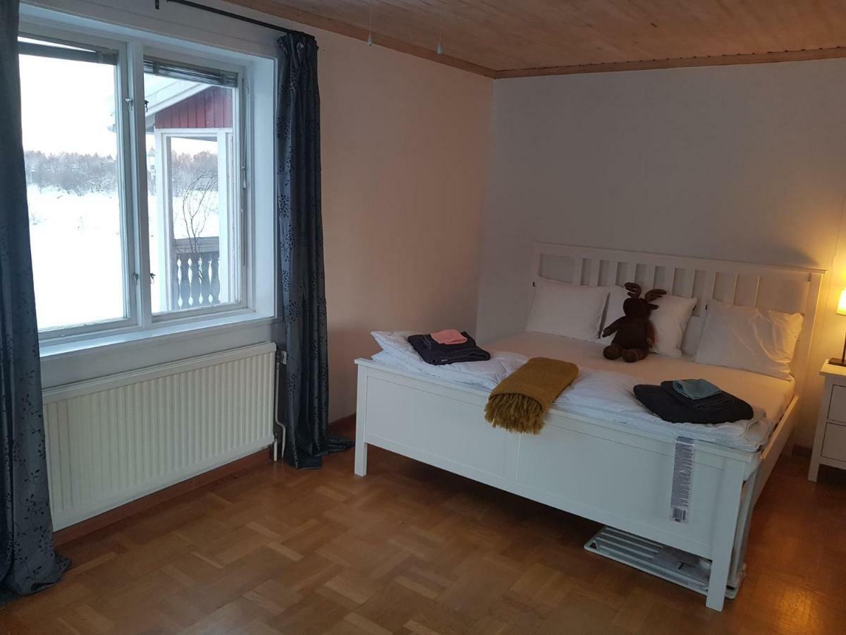 The Friendly Moose Hotel Overtornea Bagian luar foto